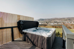 Traumwohnung mit Sauna, Whirlpool & wunderschöner Aussicht